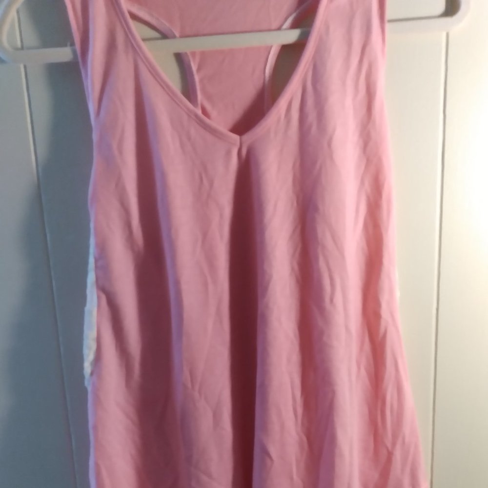 tank top small